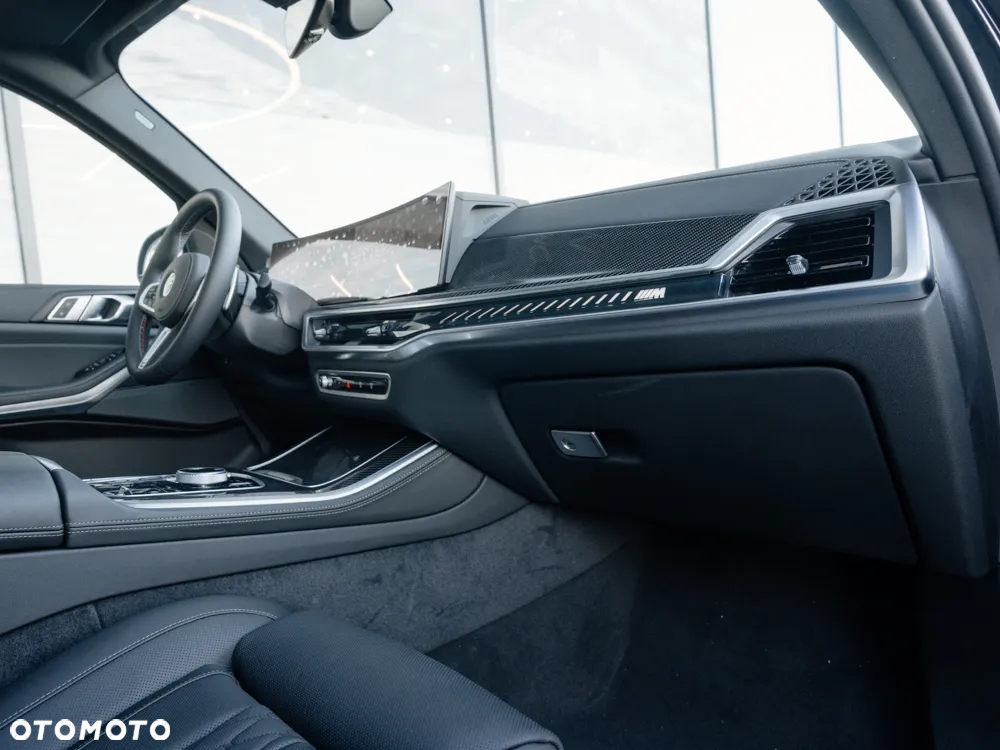BMW X5 M M60i xDrive - 8