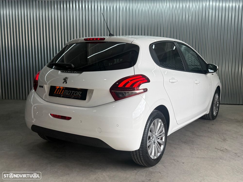Peugeot 208 1.5 BlueHDi Signature - 6
