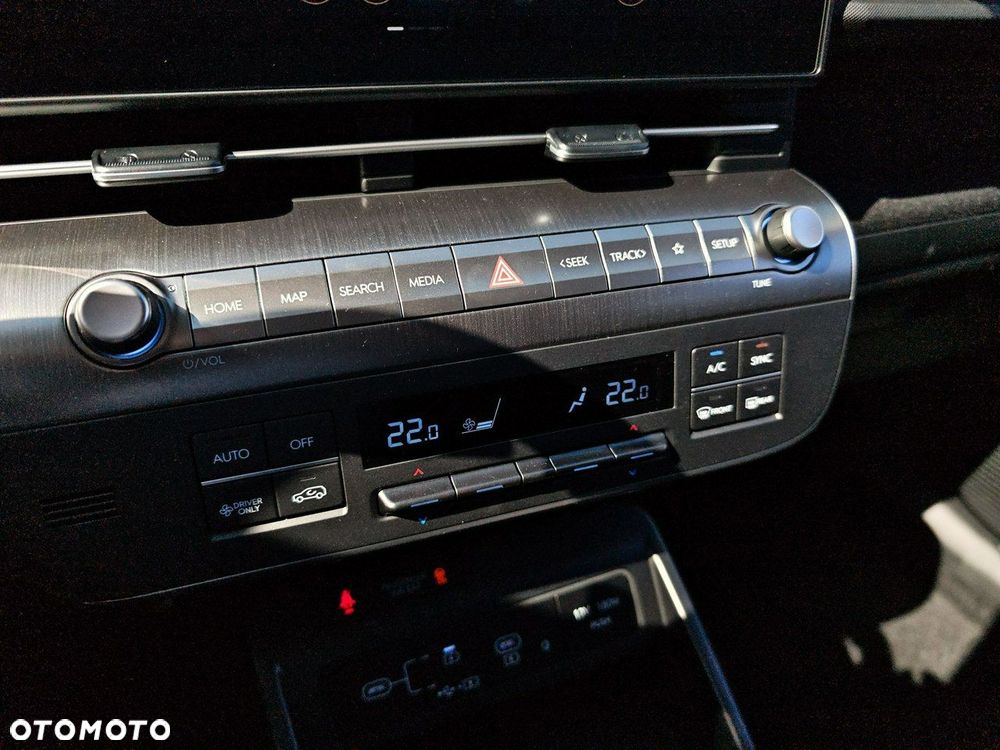 Hyundai Kona - 12