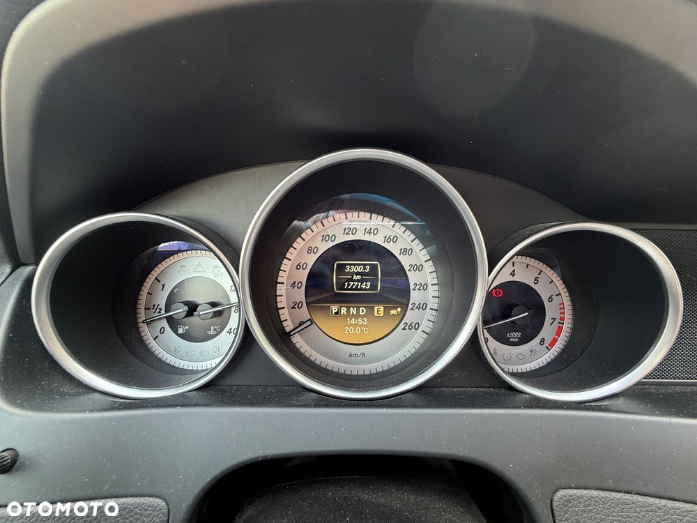 Mercedes-Benz Klasa C 250 (BlueEFFICIENCY) 7G-TRONIC - 16