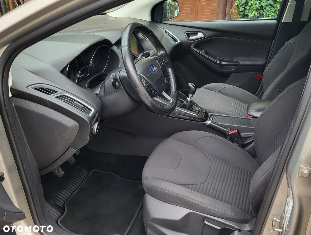 Ford Focus 1.5 EcoBoost STart-Stopp-System TITANIUM - 10