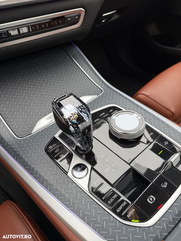 BMW X5 xDrive45e - 24