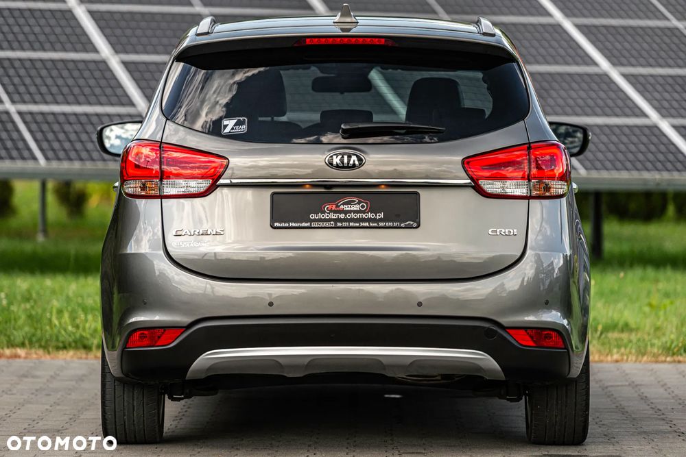Kia Carens 1.7 CRDi L 7os - 17