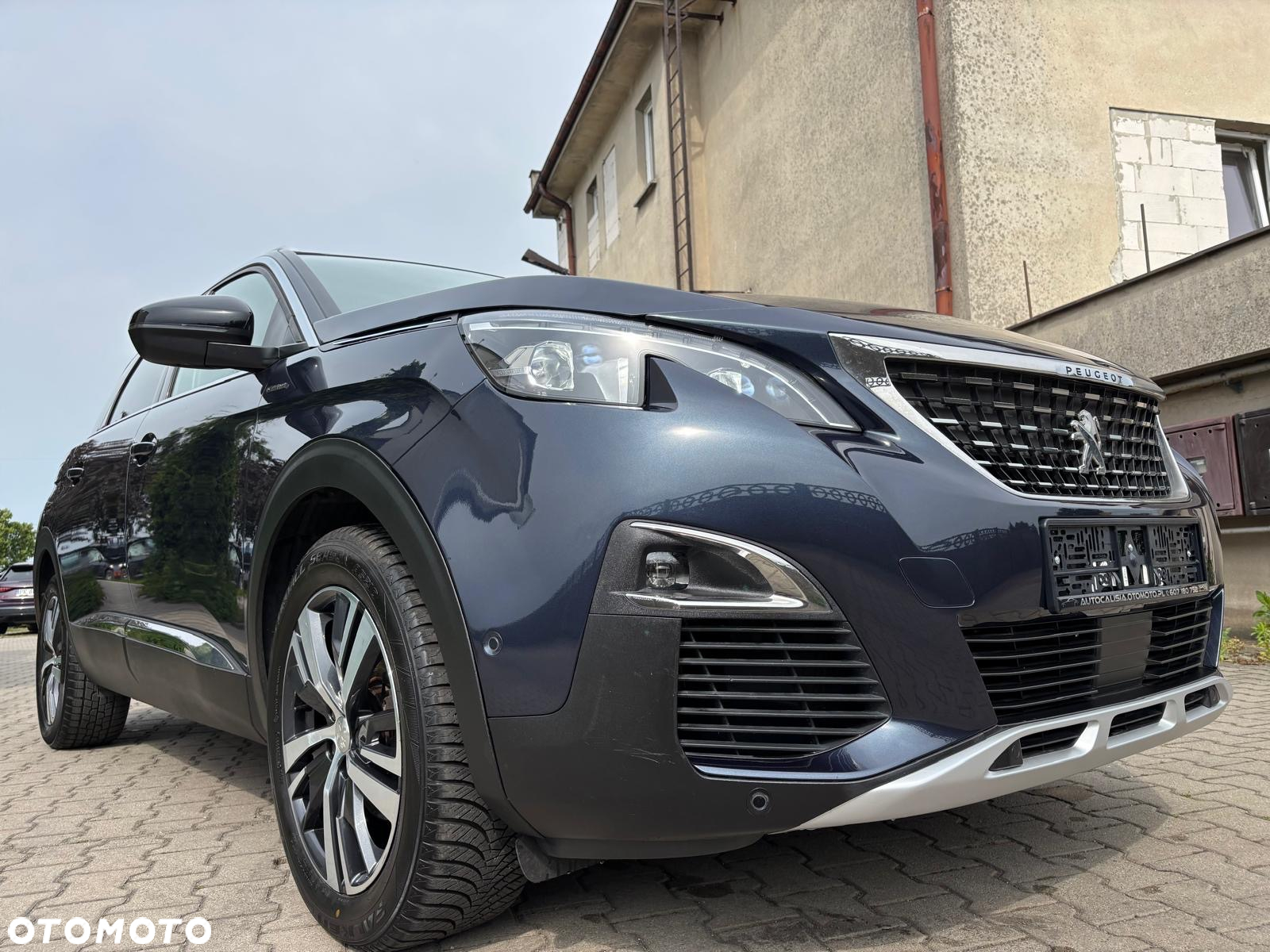 Peugeot 5008 1.6 BlueHDI Active S&S EAT6 - 4