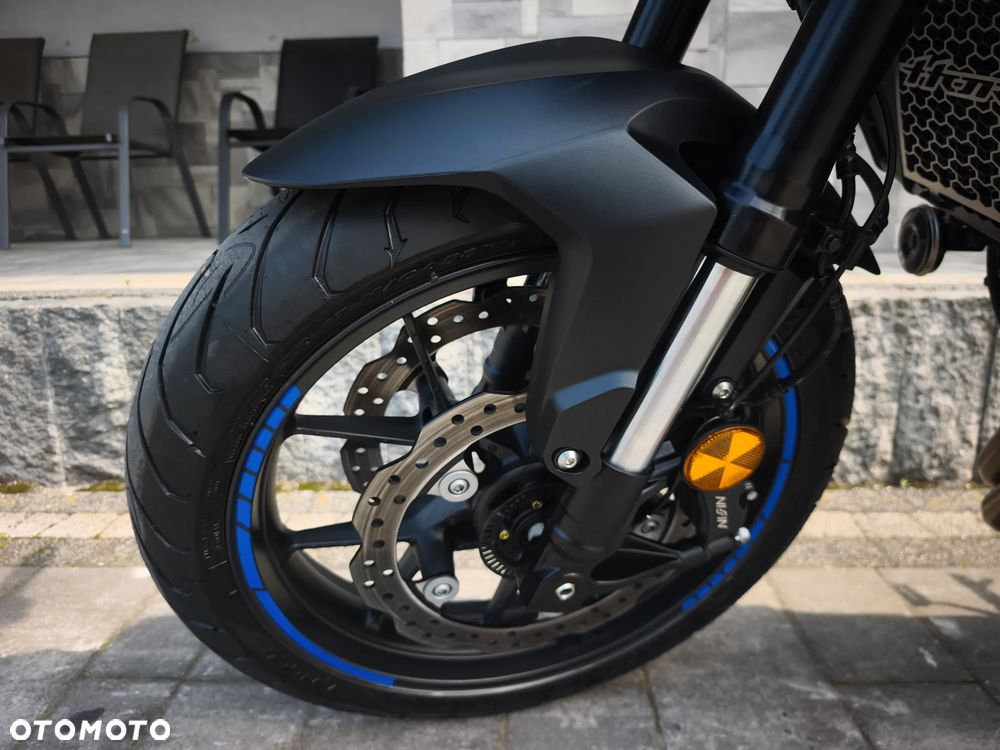 Honda CB - 21
