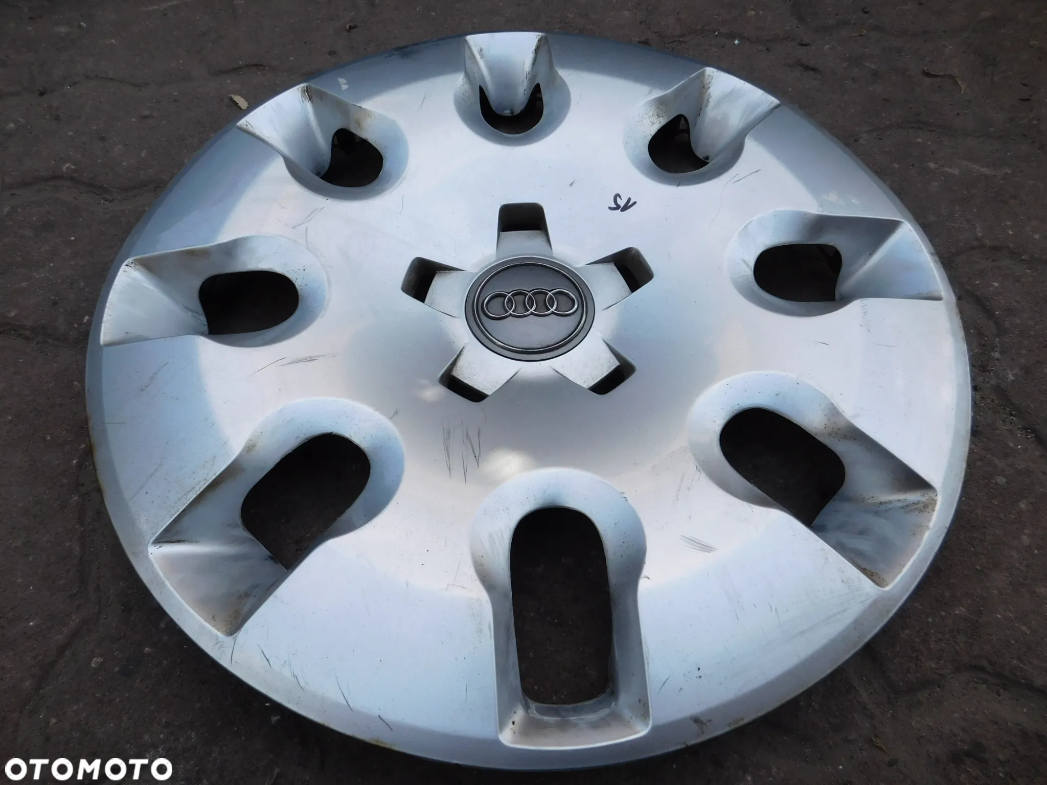 kołpak 15" AUDI A1 A3 A4 A6 - 2