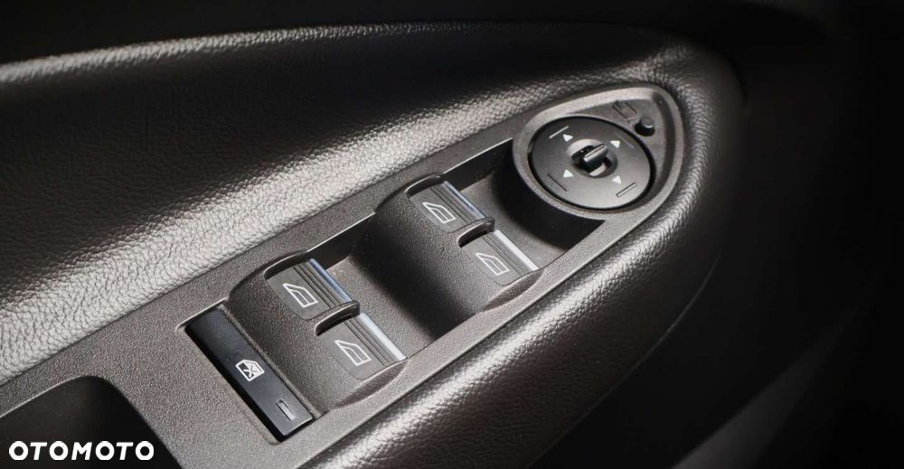 Ford Kuga - 19