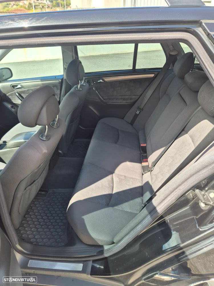 Mercedes-Benz C 200 CDi Avantgarde - 27