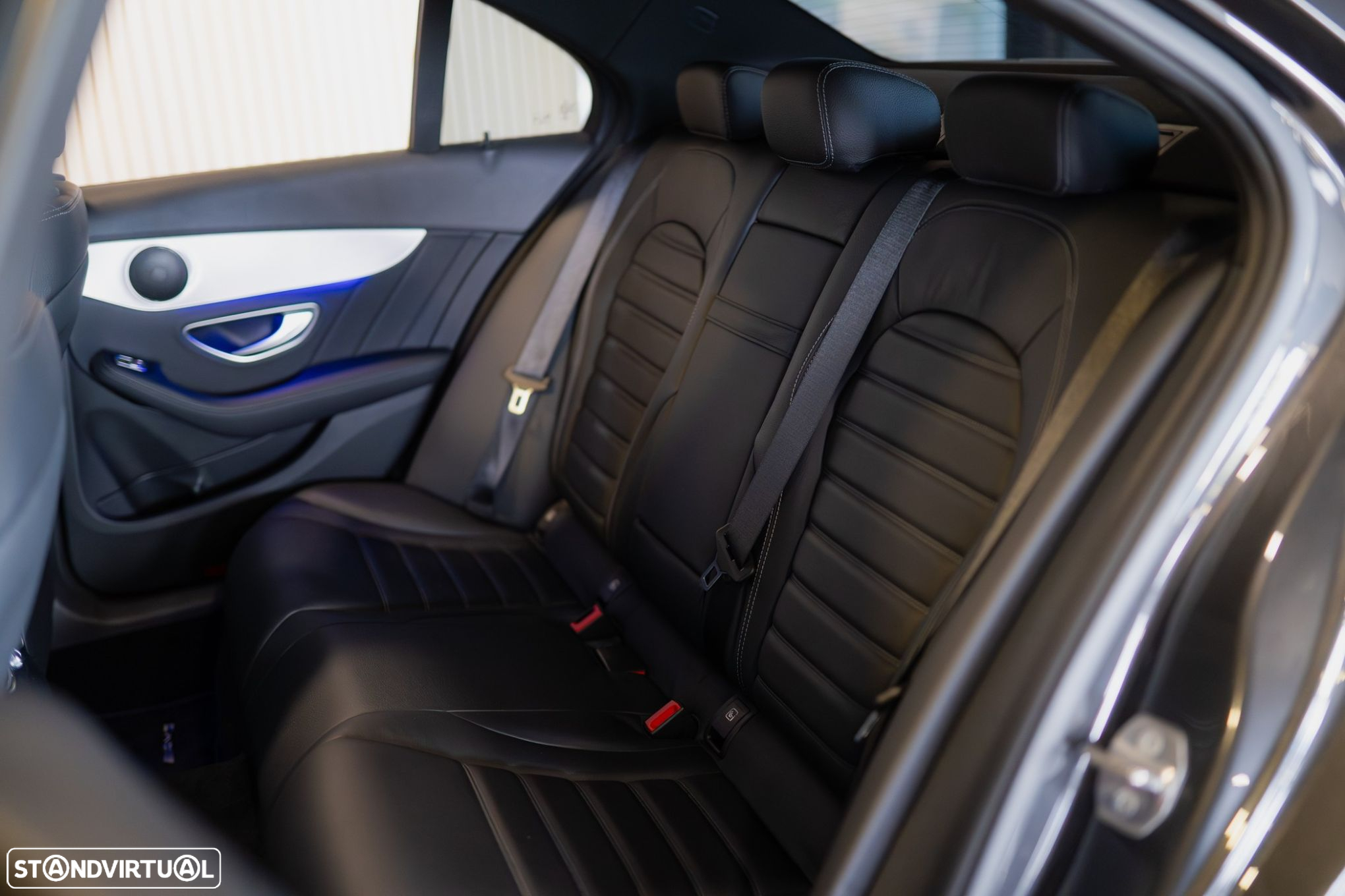 Mercedes-Benz C 300 de AMG Line - 20