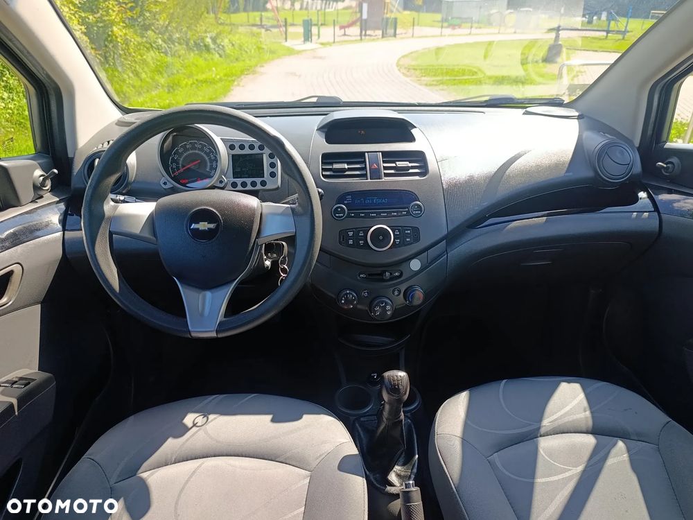 Chevrolet Spark 1.0 LT - 21