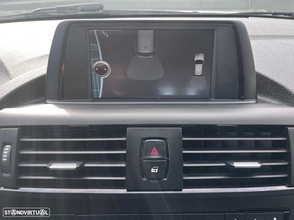 BMW 116 d Sport Line - 44