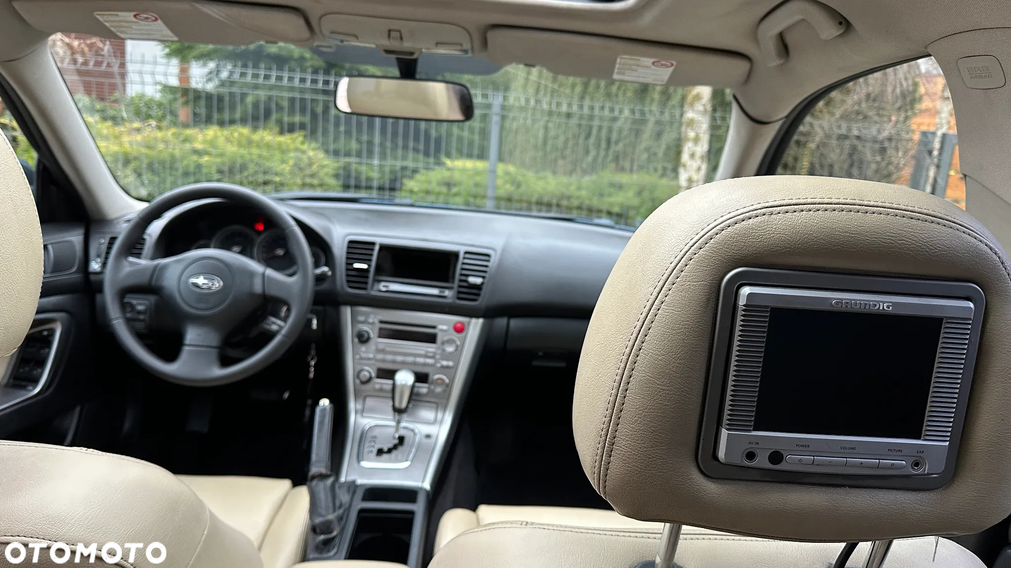 Subaru Outback - 19