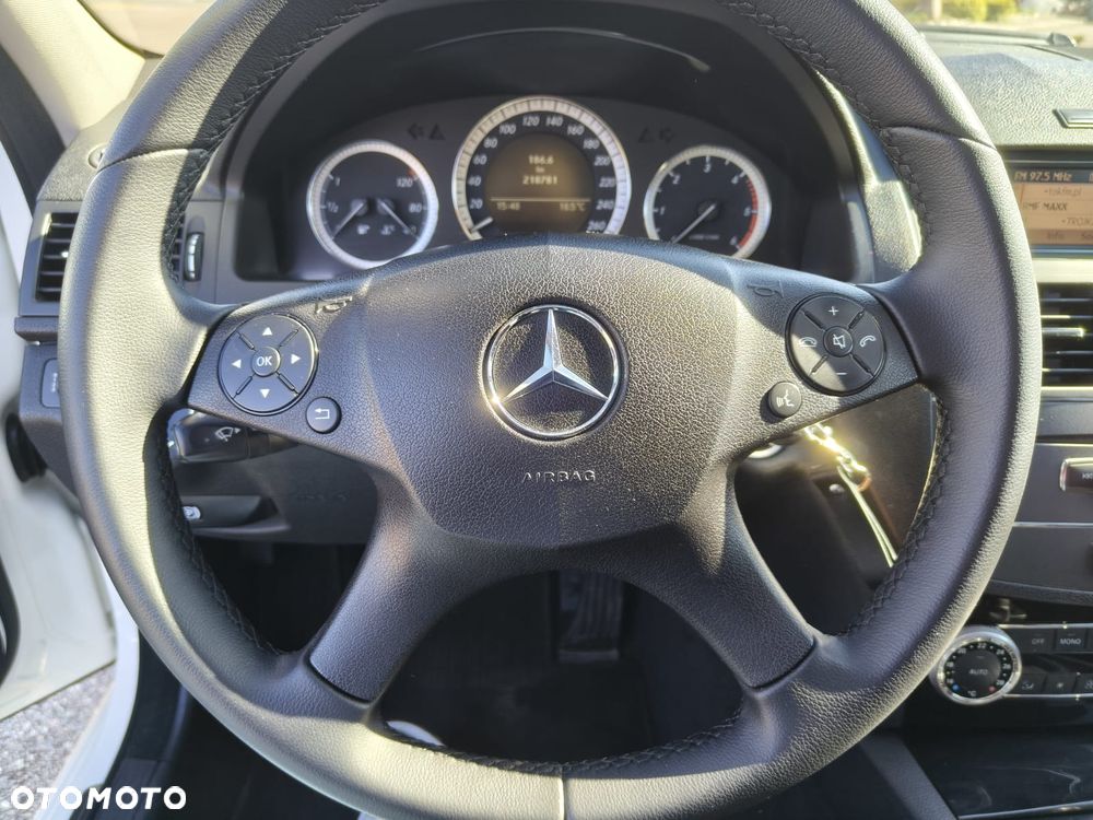 Mercedes-Benz Klasa C - 21