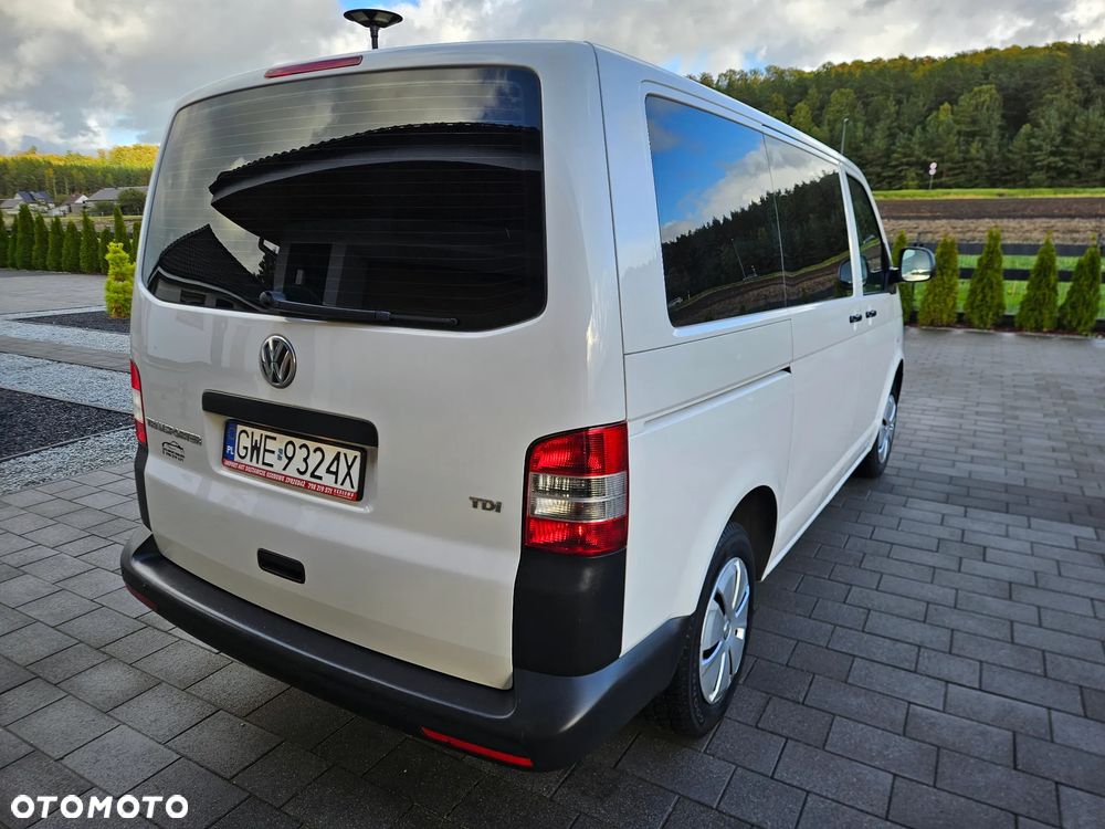 Volkswagen Transporter Caravelle Edition - 5