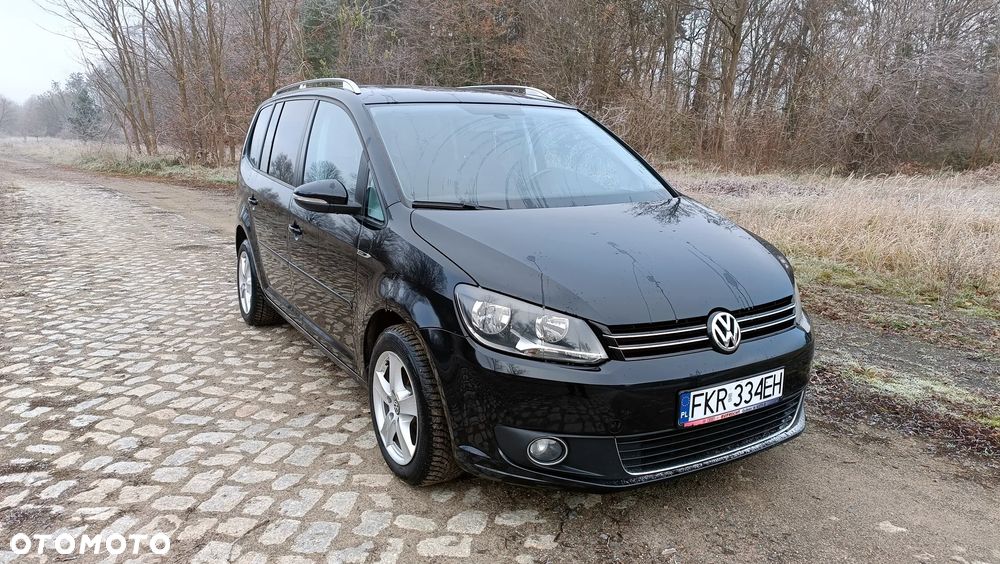 Volkswagen Touran - 4