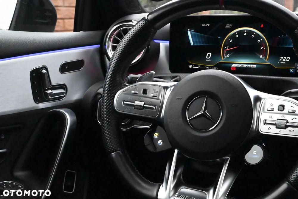 Mercedes-Benz Klasa A 35 AMG 4-Matic 7G-DCT - 30