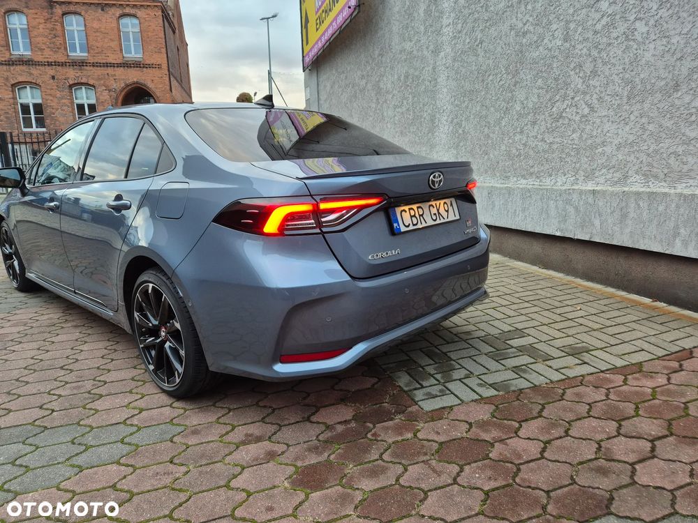 Toyota Corolla 1.8 Hybrid GR Sport - 11