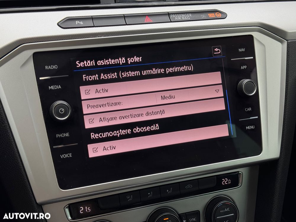 Volkswagen Passat - 27