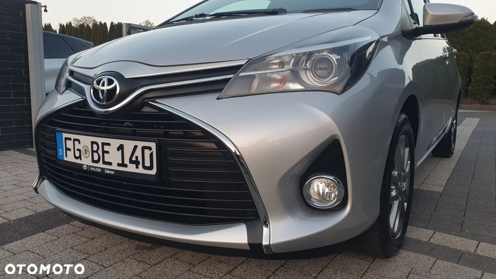 Toyota Yaris - 12