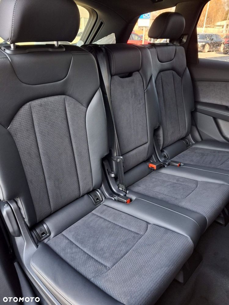 Audi Q7 - 18