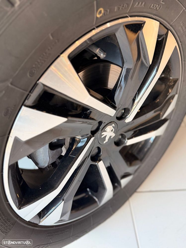 Peugeot 2008 1.2 PureTech Allure Pack - 15