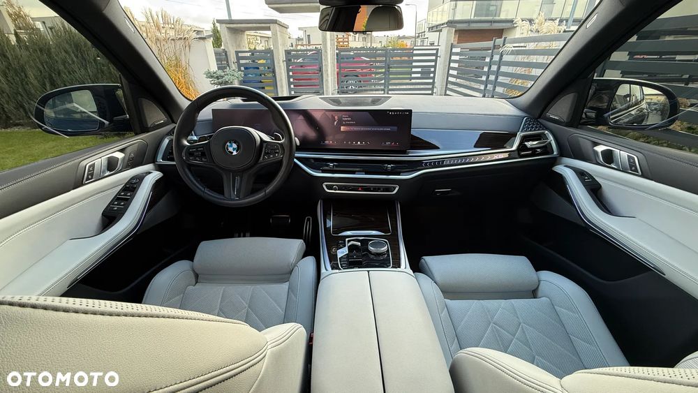 BMW X5 xDrive40d mHEV - 12