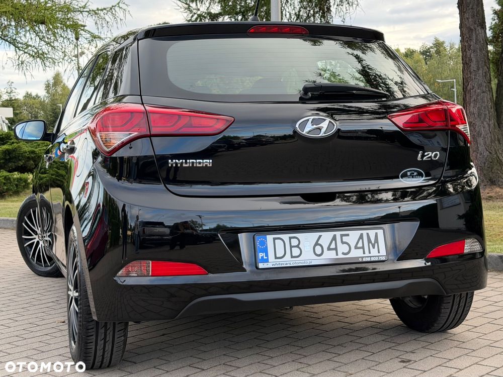 Hyundai i20 1.2 Pure - 25