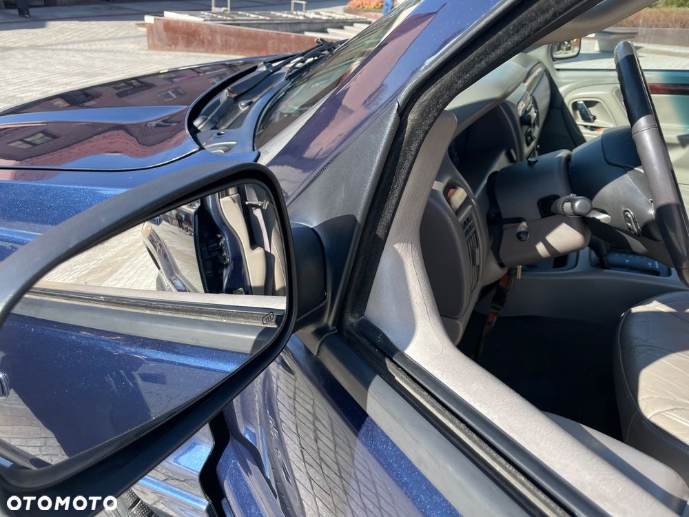 Jeep Grand Cherokee - 22