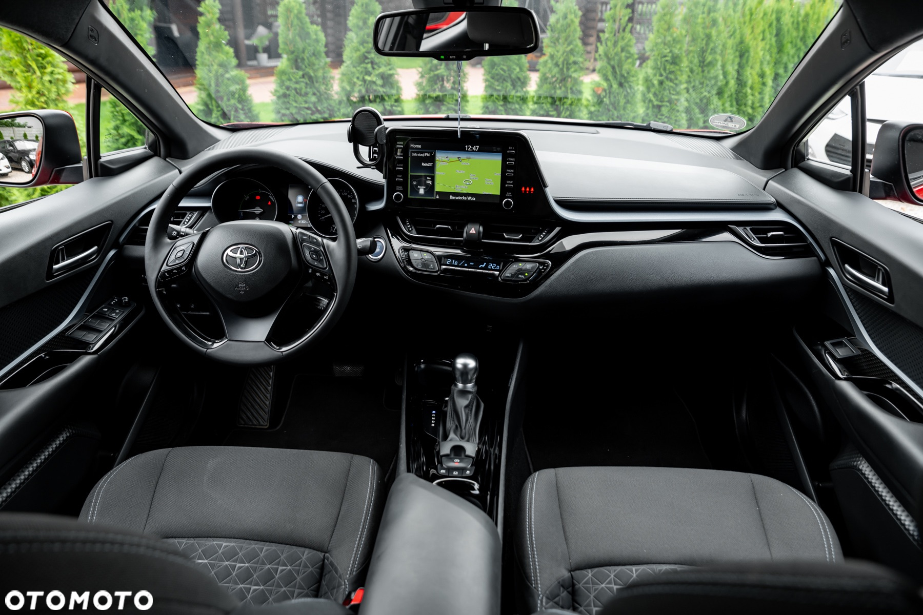 Toyota C-HR 1.8 Hybrid Team Deutschland - 27