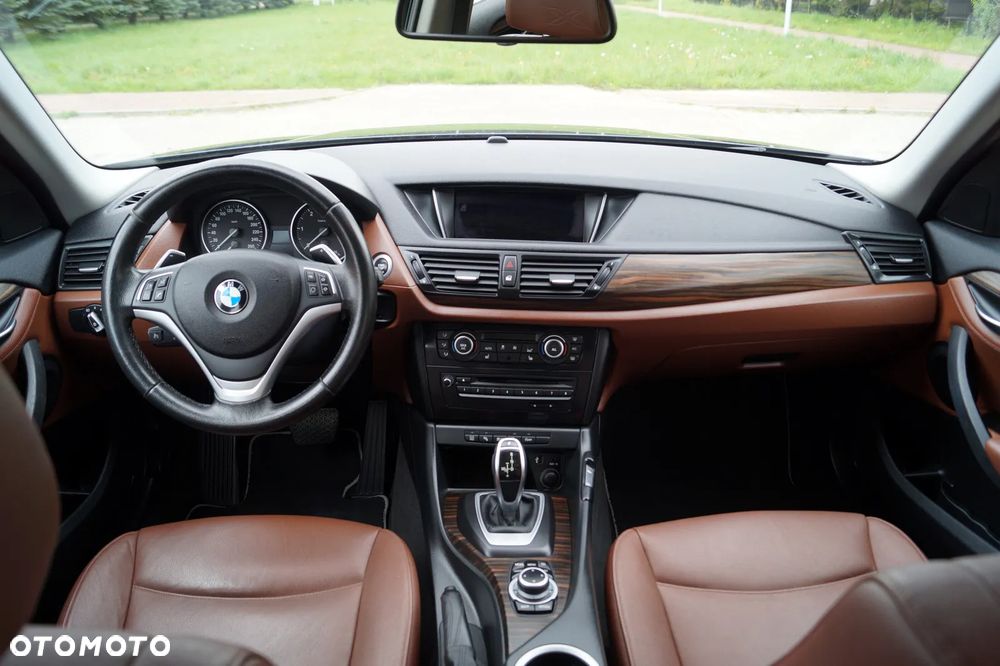 BMW X1 xDrive25d xLine - 24