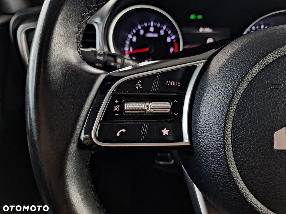 Kia Ceed 1.5 T-GDI M - 33