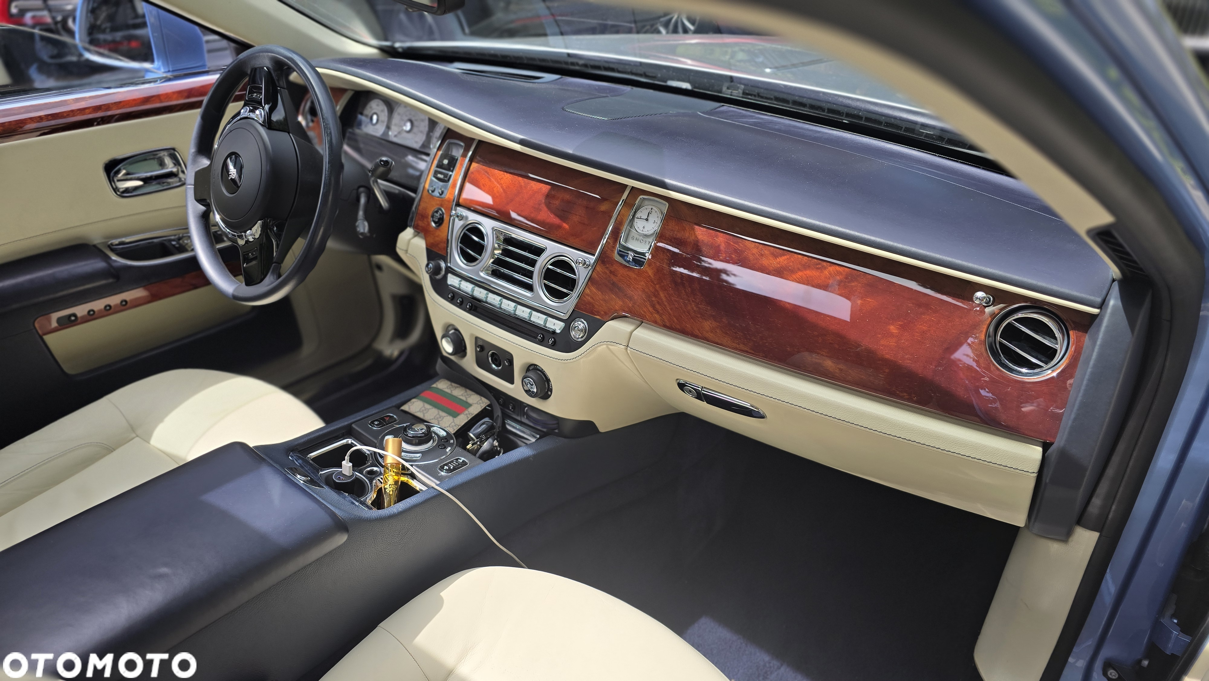 Rolls-Royce Ghost - 31