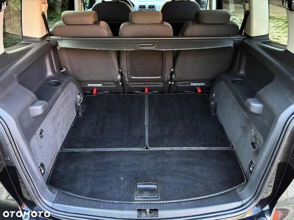 Volkswagen Touran 1.6 TDI DPF Highline - 27