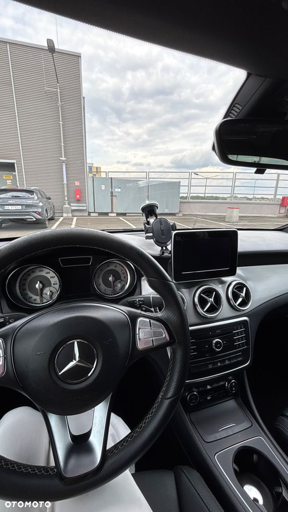 Mercedes-Benz CLA 250 7G-DCT SCORE - 25