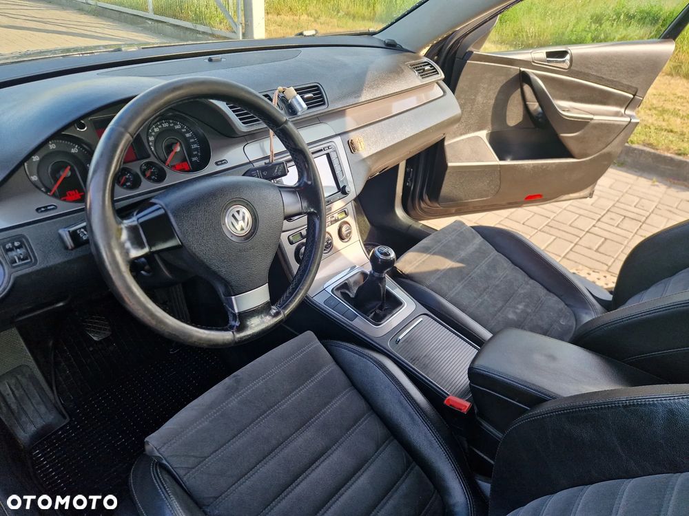 Volkswagen Passat 1.9 TDI Comfortline - 10
