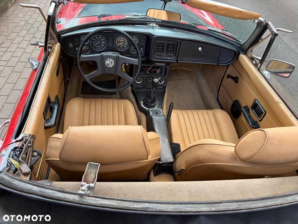 MG MGB - 10