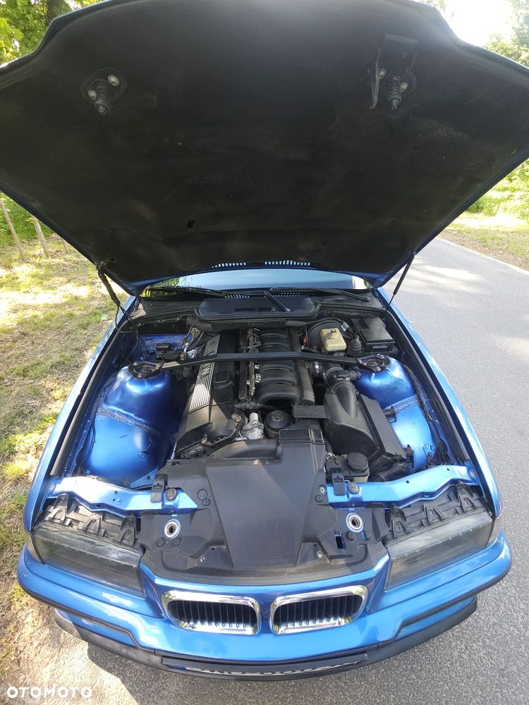 BMW Seria 3 - 18