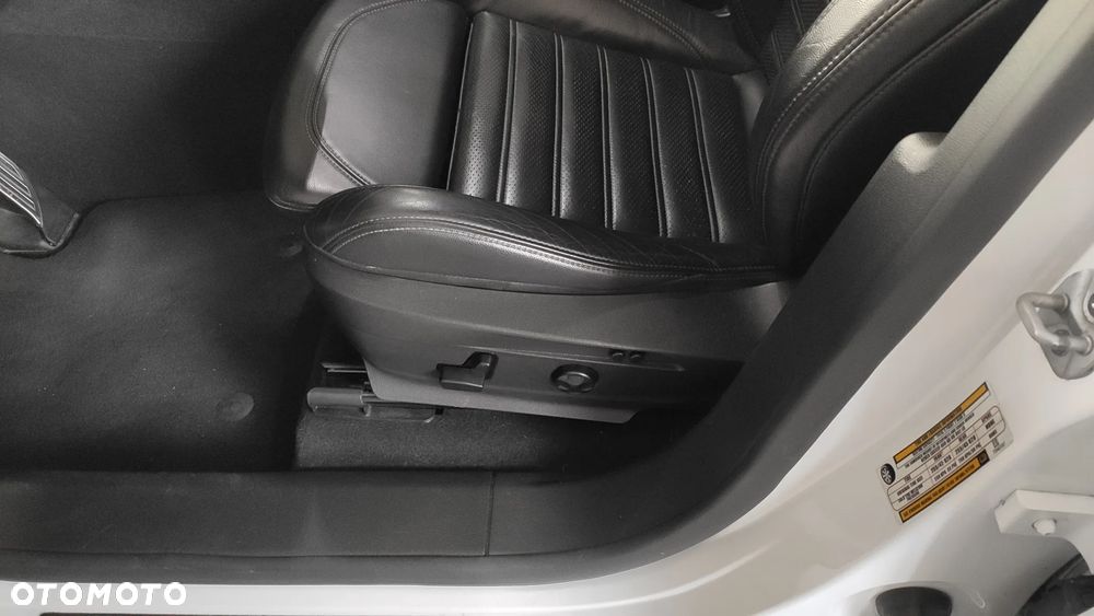 Alfa Romeo Stelvio 2.0 Turbo 16V AT8-Q4 Veloce - 21