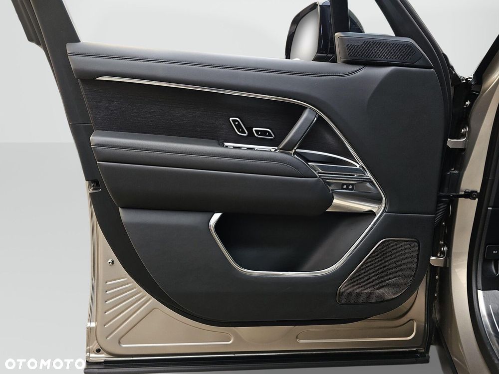 Land Rover Range Rover - 16