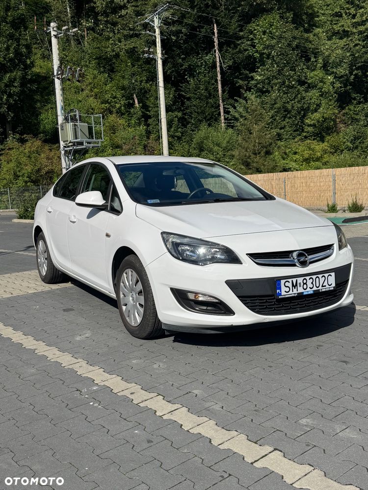 Opel Astra 1.4 Essentia - 1