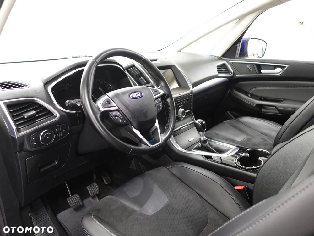 Ford S-Max 2.0 TDCi 4WD Titanium - 18