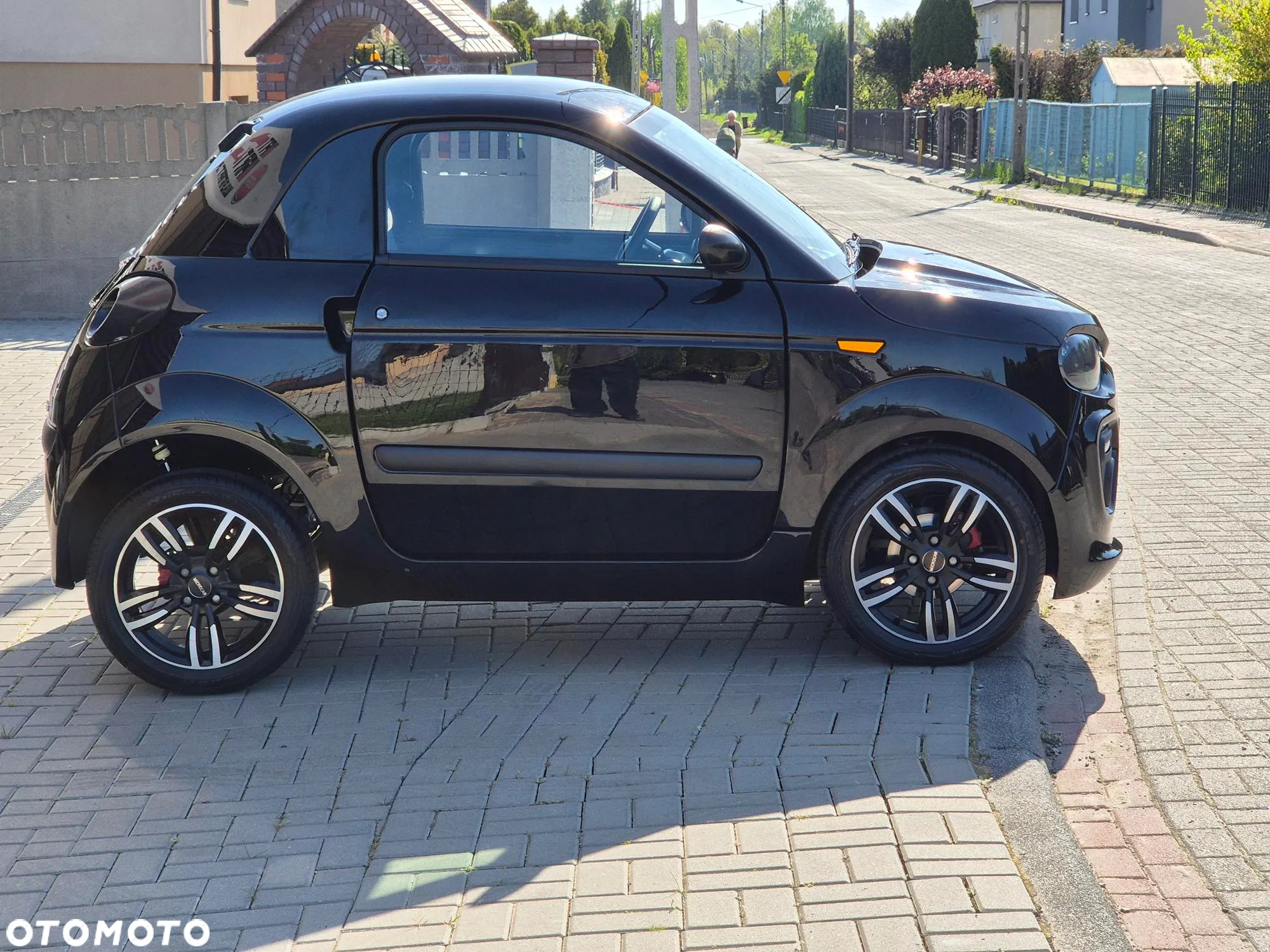 Microcar DUE - 17