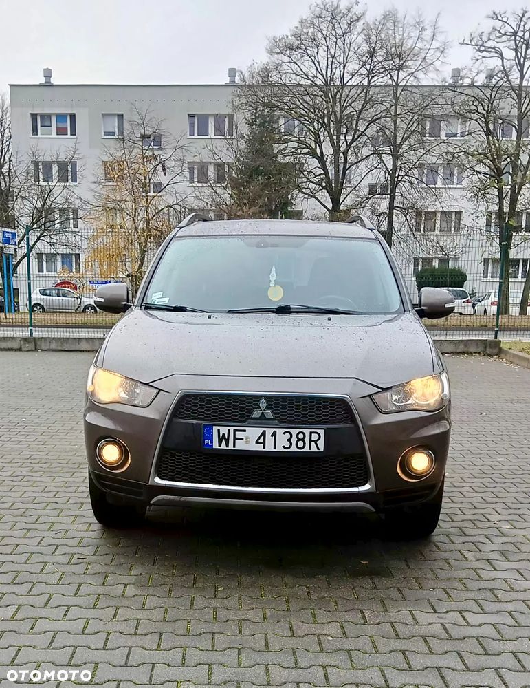 Mitsubishi Outlander 2.0 2WD CVT Invite - 1
