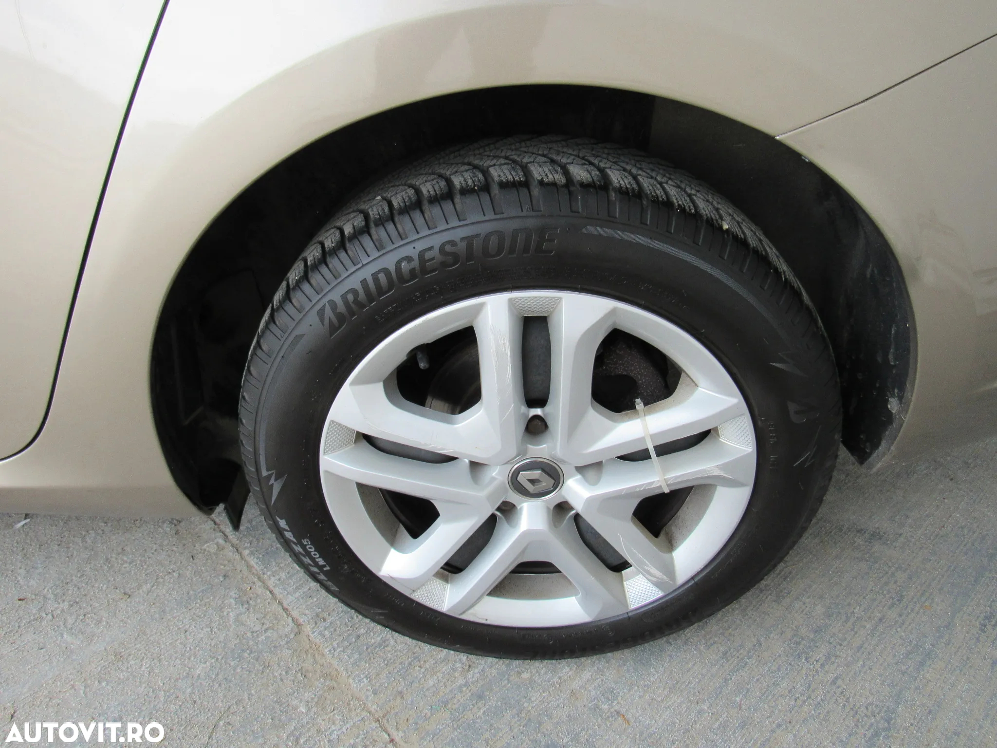 Renault Megane TCe EDC Zen - 7