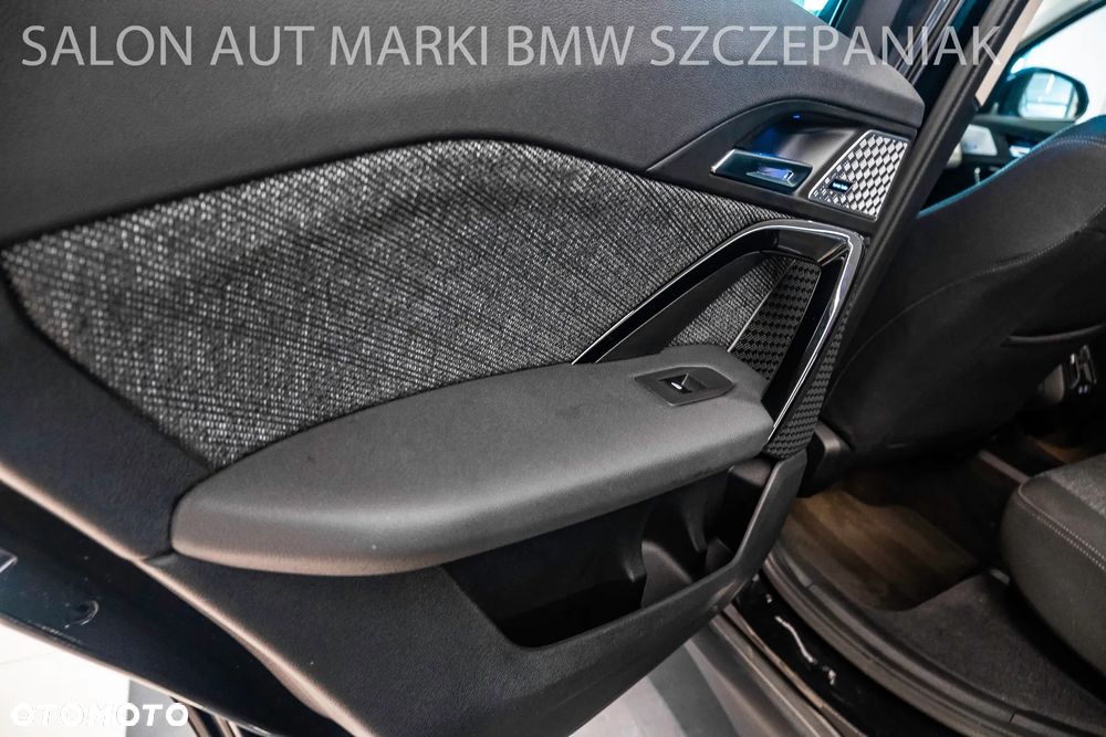 BMW X1 xDrive23d - 27