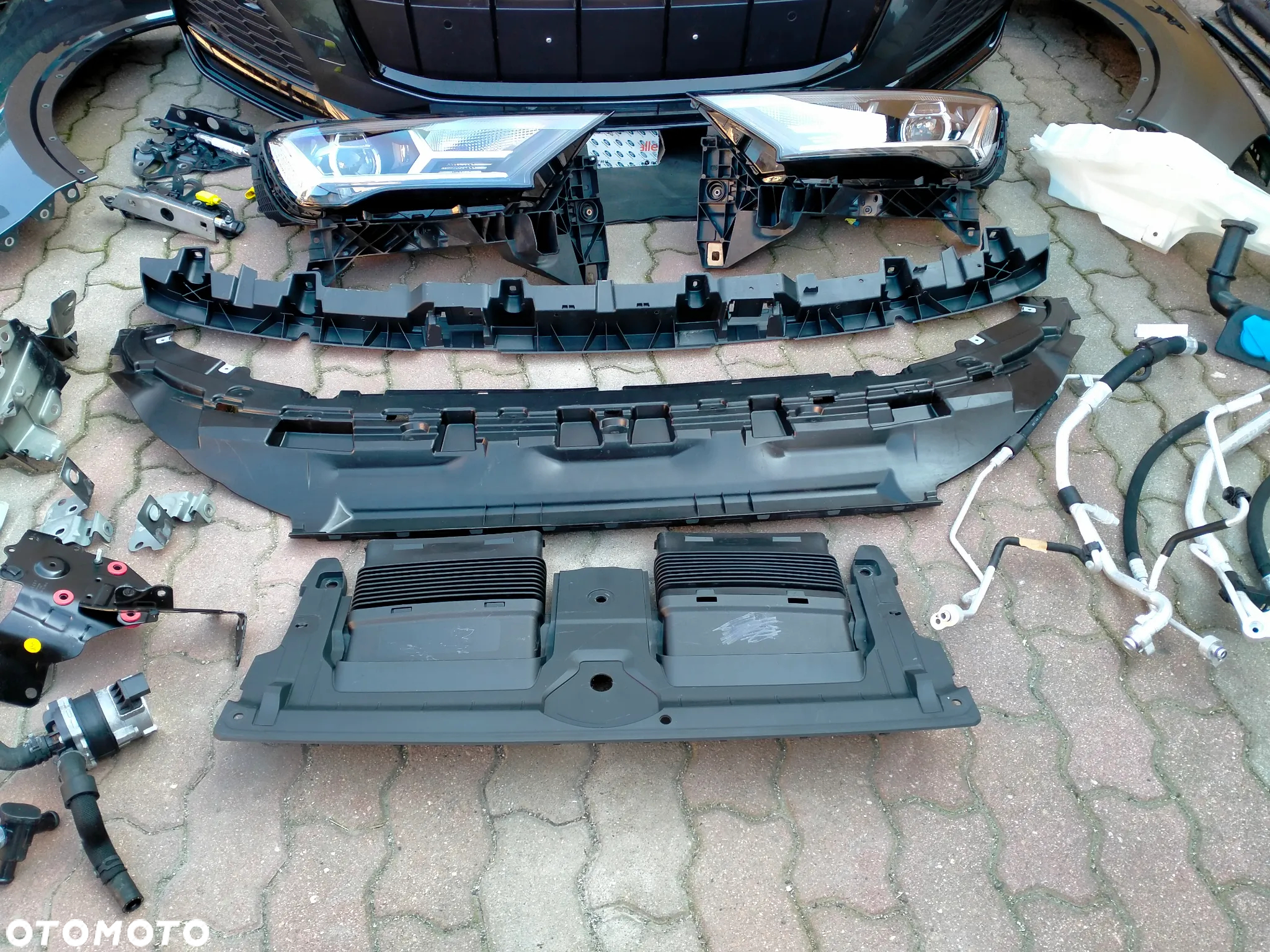 AUDI Q7 4M LIFT S-line / LZ7S / MASKA / ZDERZAK / LAMPA LAMPA / BŁOTNIK / PAS PRZEDNI PRZÓD KOMPLETNY / ORYGINAŁ - 2