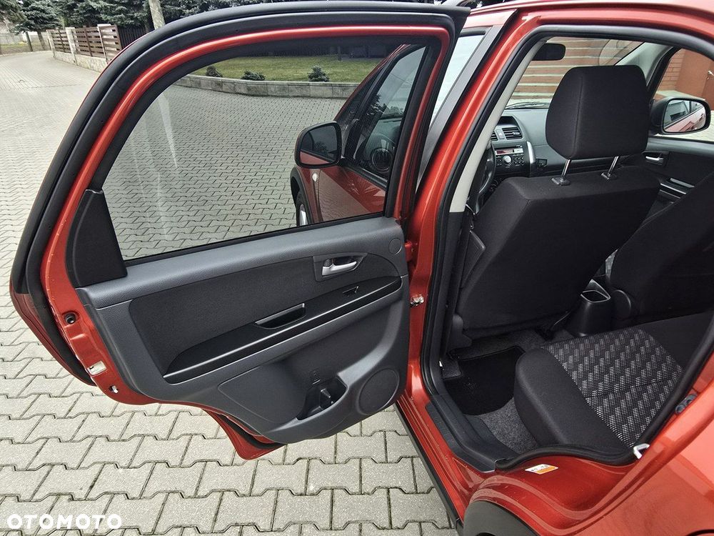 Suzuki SX4 - 16