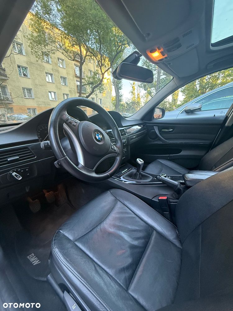 BMW Seria 3 318i - 20