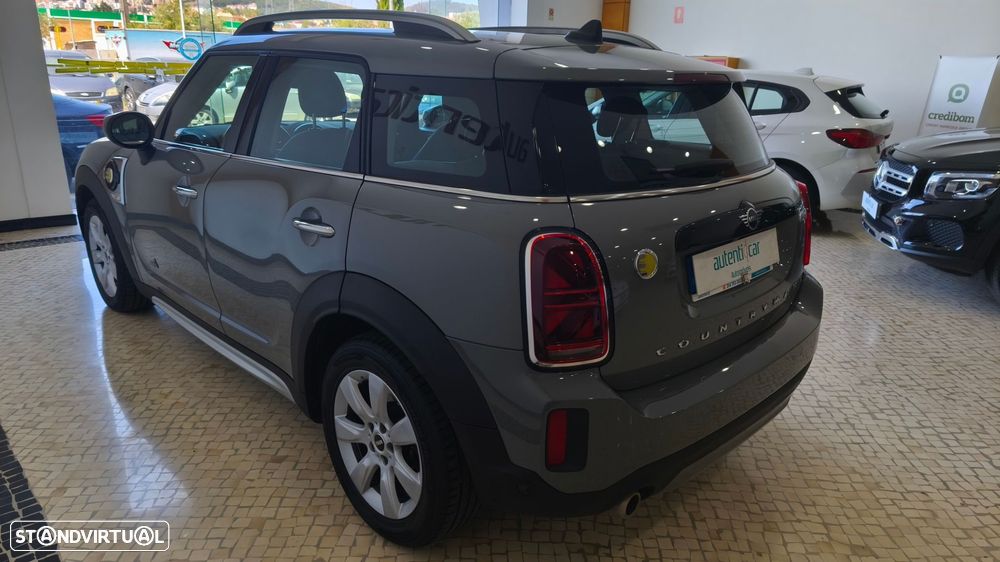 MINI Countryman Cooper SE ALL4 Auto - 7