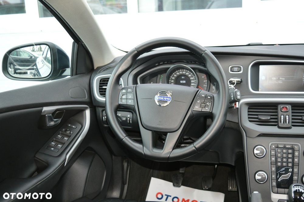 Volvo V40 D2 - 21
